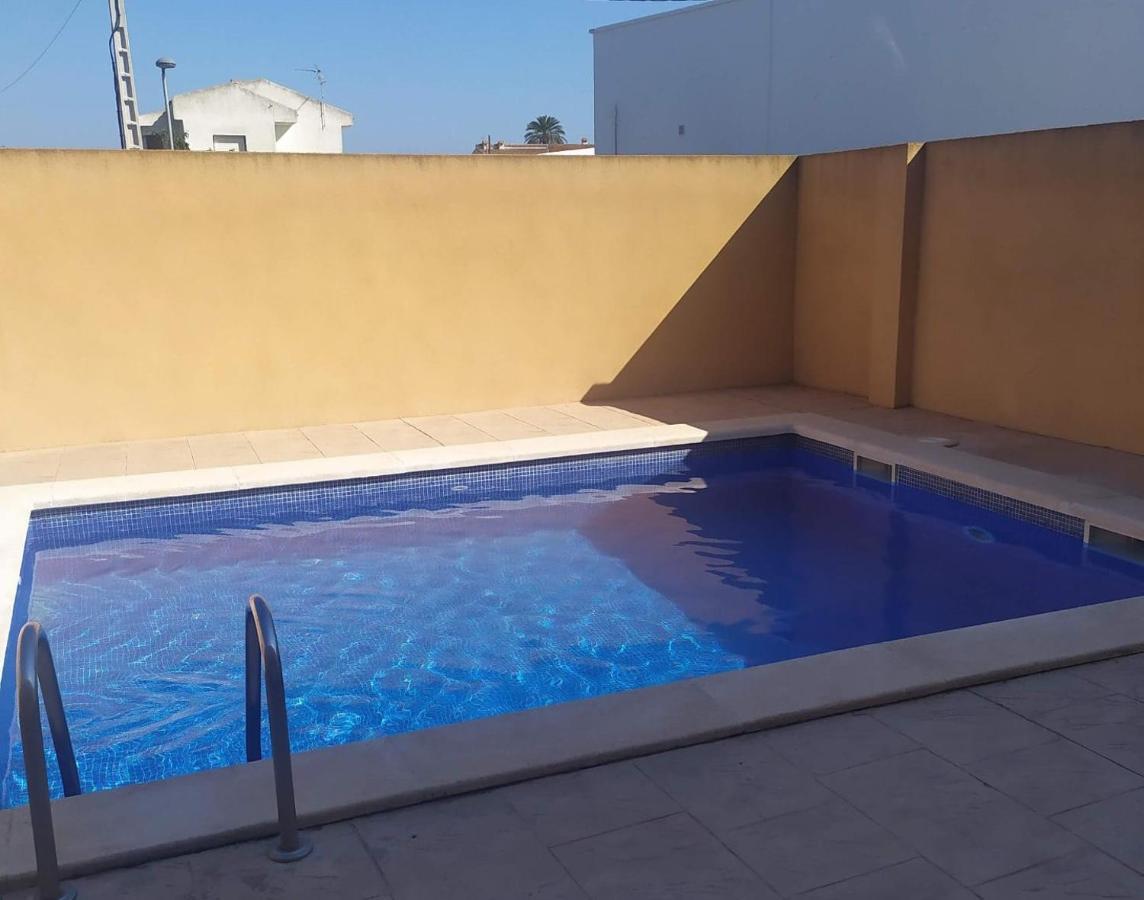 Els MuntellsDeltafamily ¡ Barbacoa,Piscina, Wifi Chromecast !!アパートメント エクステリア 写真